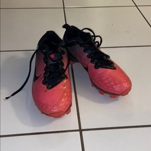 NIKE softball cleats